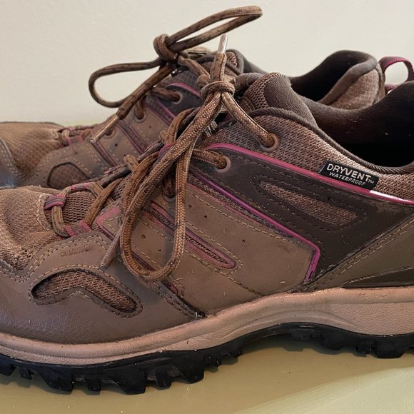 The North Face Women's Hiking Shoes - 8.5 - Picture 2 of 3